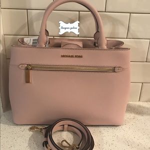 ‼️SOLD ON MERC‼️NWT Michael Kors hailee Satchel